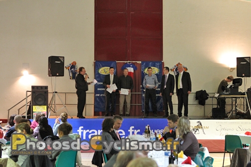 AGCD562010 (48)